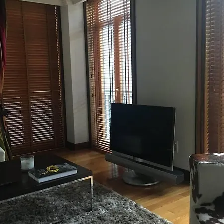 Piso De Lujo En El Centro De Con Garaje Vigo
