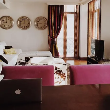 Piso De Lujo En El Centro De Con Garaje Apartamento *