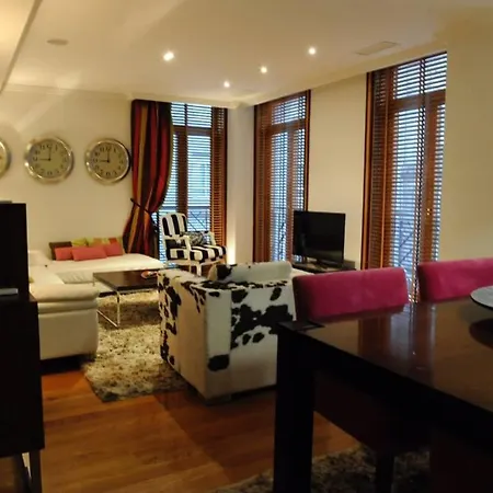 Piso De Lujo En El Centro De Con Garaje Apartamento