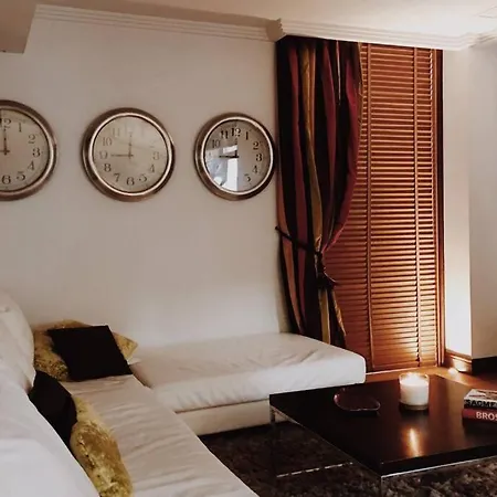 Apartamento Piso De Lujo En El Centro De Con Garaje Vigo